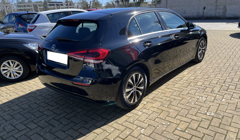 Mercedes A pieno