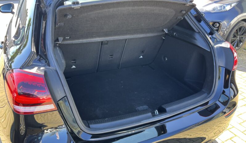 Mercedes A pieno