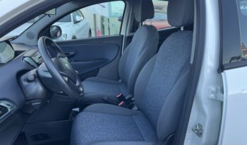 Lancia Ypsilon pieno