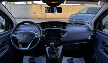 Lancia Ypsilon pieno