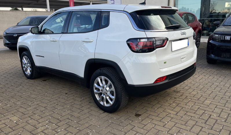 Jeep Compass pieno