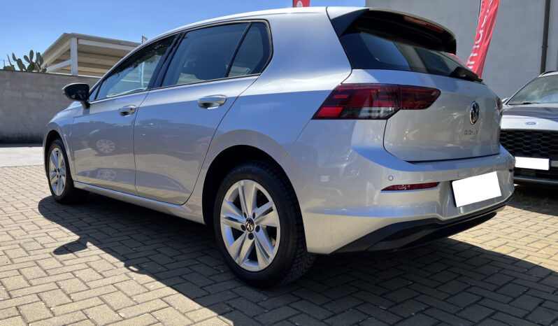 Volkswagen Golf pieno