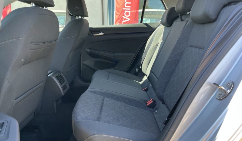 Volkswagen Golf pieno